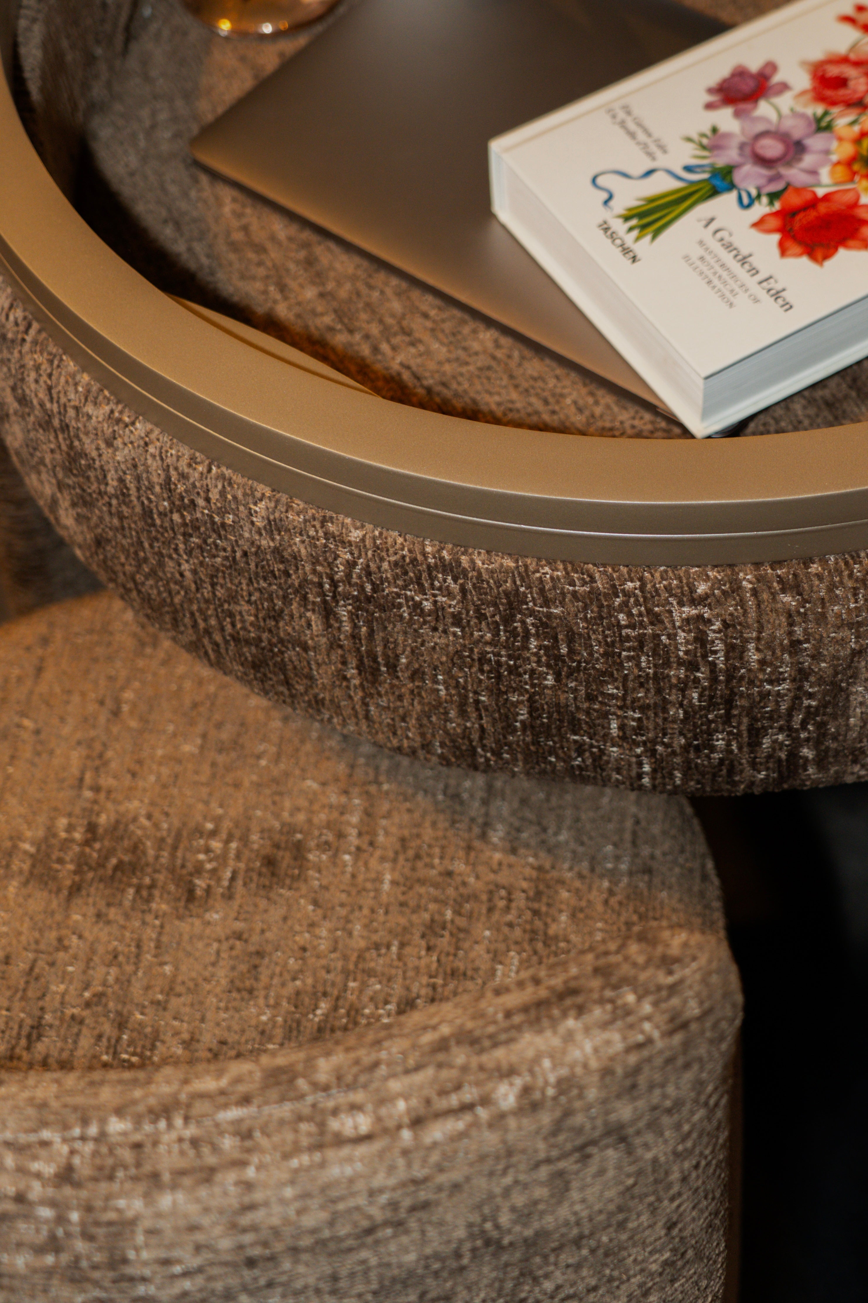 YOME Vanity Table - Deep Mocha - Luxe ronde make-up tafel