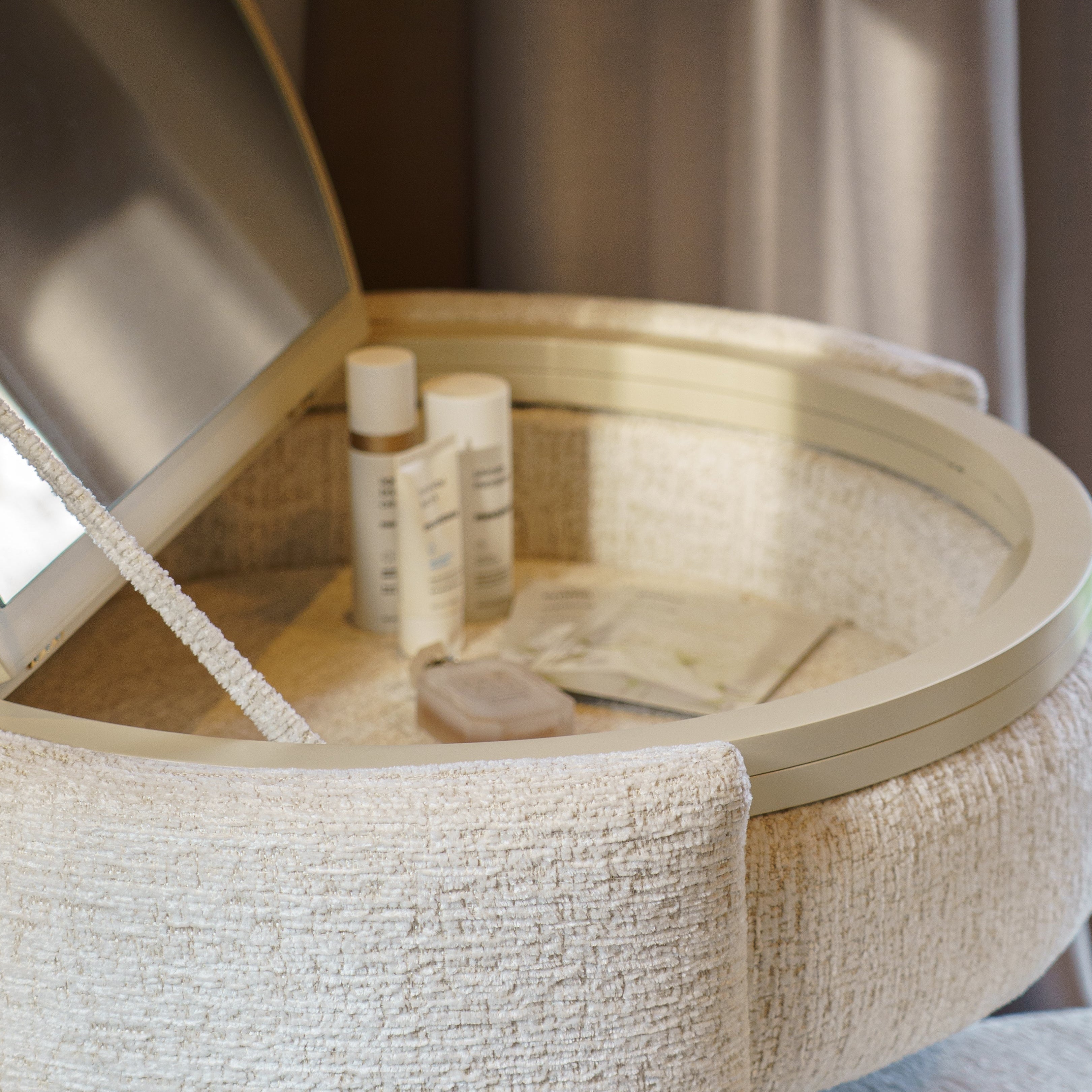 YOME Vanity Table - Off White - Luxe ronde make-up tafel